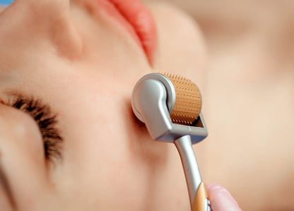 Microneedling Tool (100% Original Titanium 540 Microneedles) + FREE Vitamin C Serum (Premium & Organic)